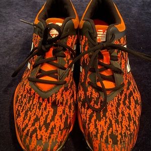 Men’s Size 9 New Balance Baseball Turf Shoes